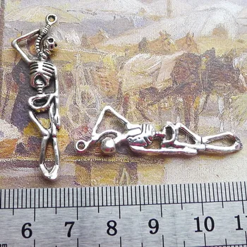 8 gabali/daudz 12*32mm Antīkas sudraba krāsas Metāla sakausējuma Kaula Skelets cilvēks Zombie Šarmu Rokassprādzi, Kulonu Atslēgu piekariņi DIY piederumu