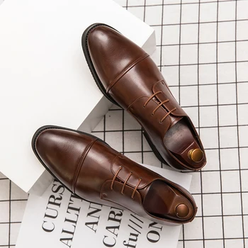 Biznesa luksusa Oxford kurpes atpūtas augstākās kvalitātes vīriešu ādas oficiālu kurpes biznesa oficiālu kurpes lielajam kāzu, banketu vīriešu